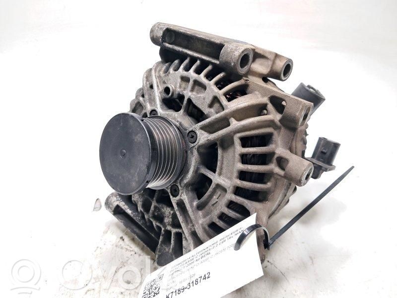 Mercedes-Benz C W203 Alternator 