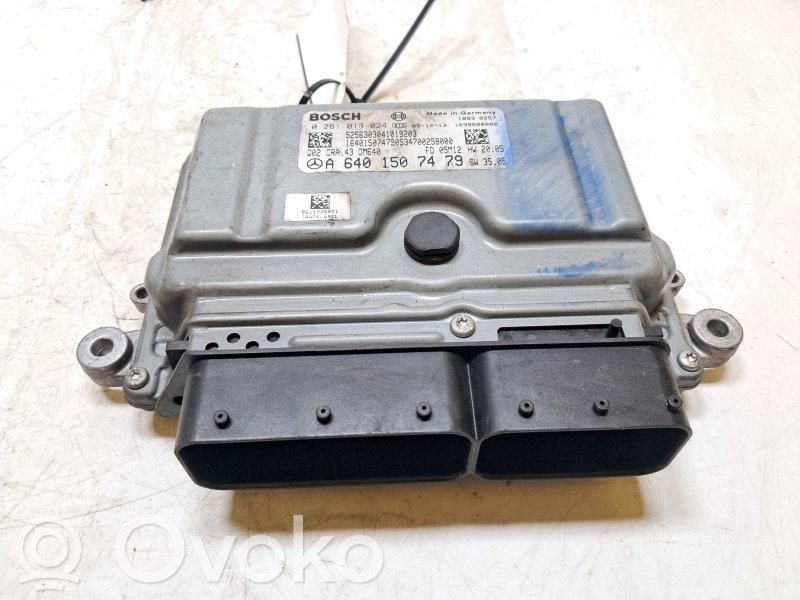 Mercedes-Benz B W245 Engine control unit/module 