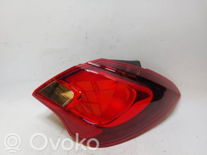 Opel Corsa E Luz trasera/de freno 