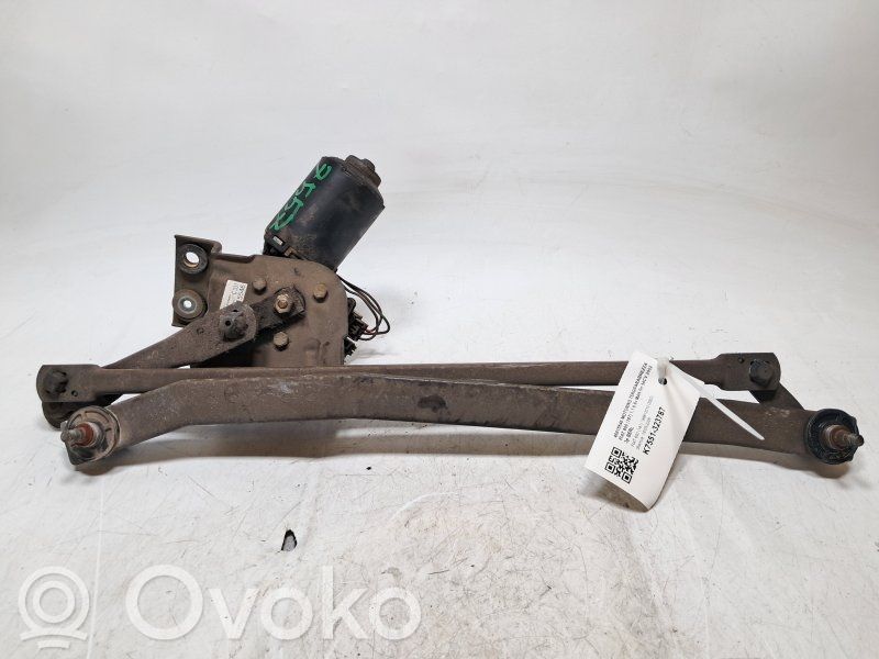 Mechanizm i silniczek wycieraczek szyby przedniej / czołowej   9949162,46815546