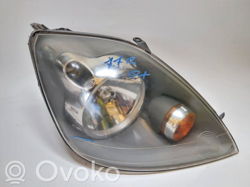Ford Fiesta Phare frontale 