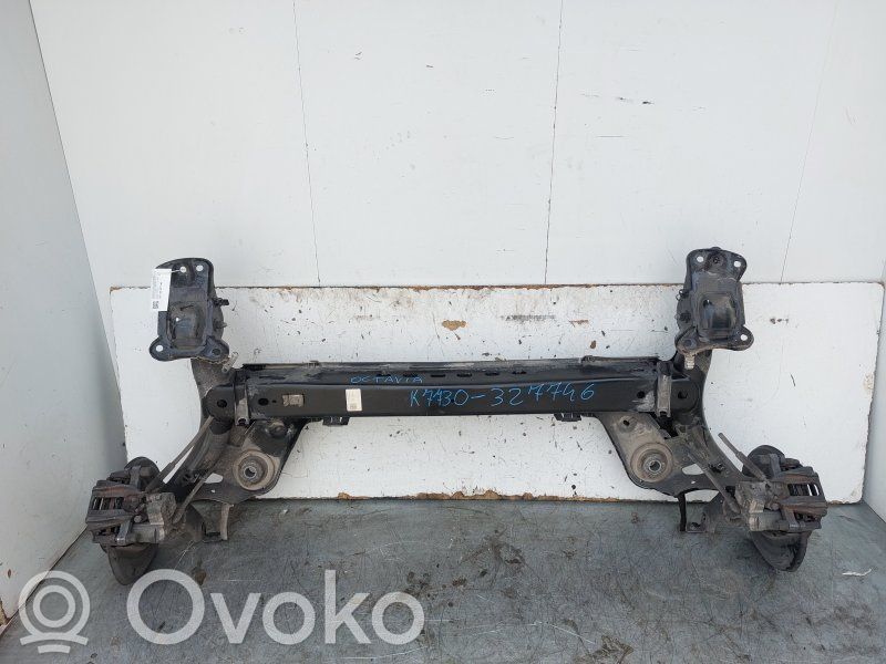 Skoda Octavia Mk4 Grinda punții spate