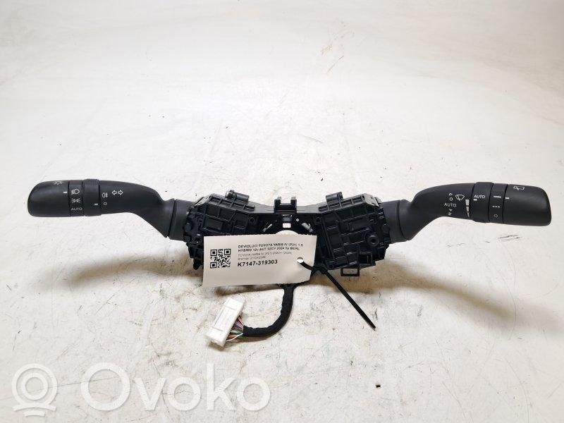 Toyota Yaris Przełącznik świateł 