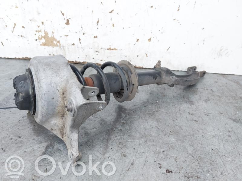 Etuiskunvaimennin   8K0031CB,8K0031CB