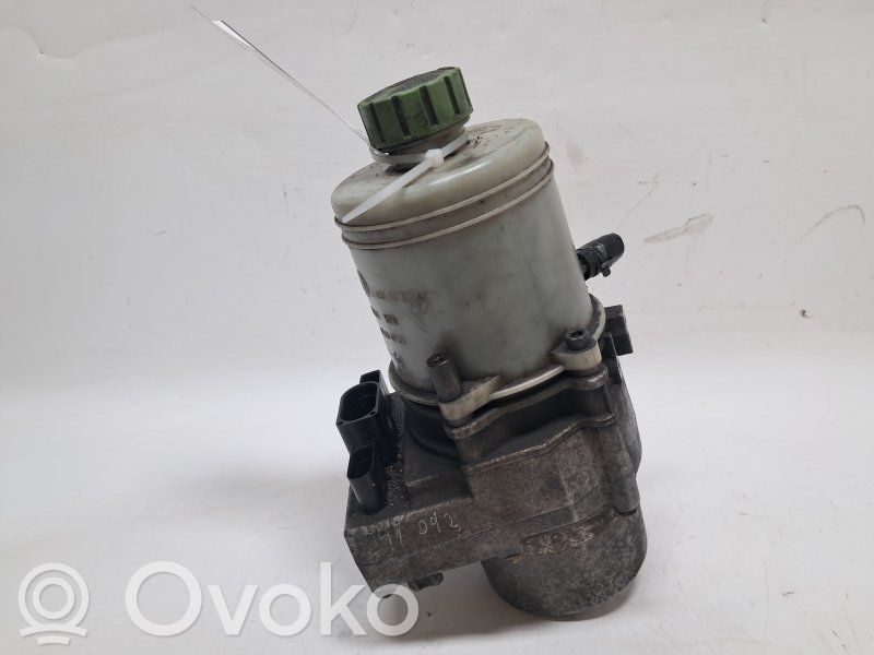 Volkswagen Polo Ohjaustehostimen pumppu