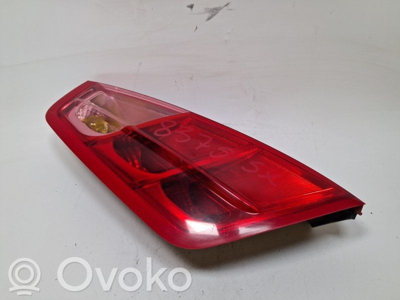 Fiat Grande Punto Feux arrière / postérieurs