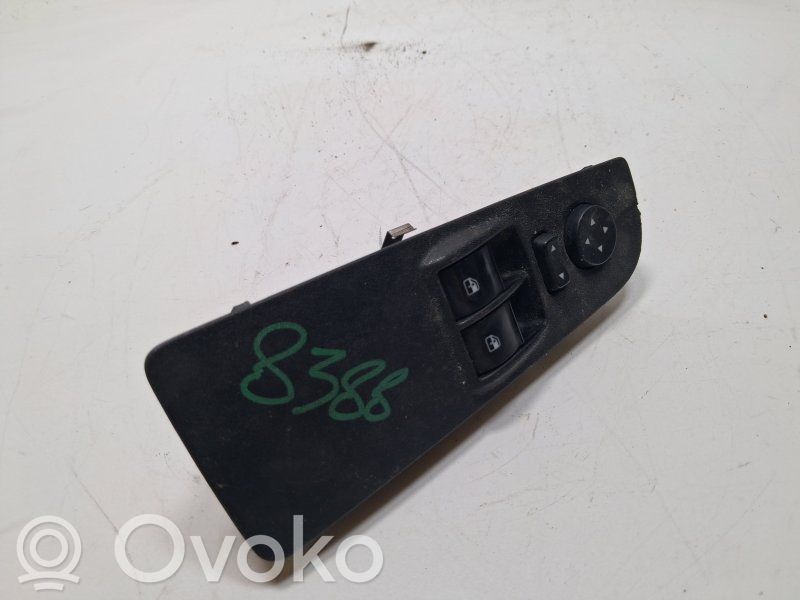 Fiat Grande Punto Przyciski szyb 