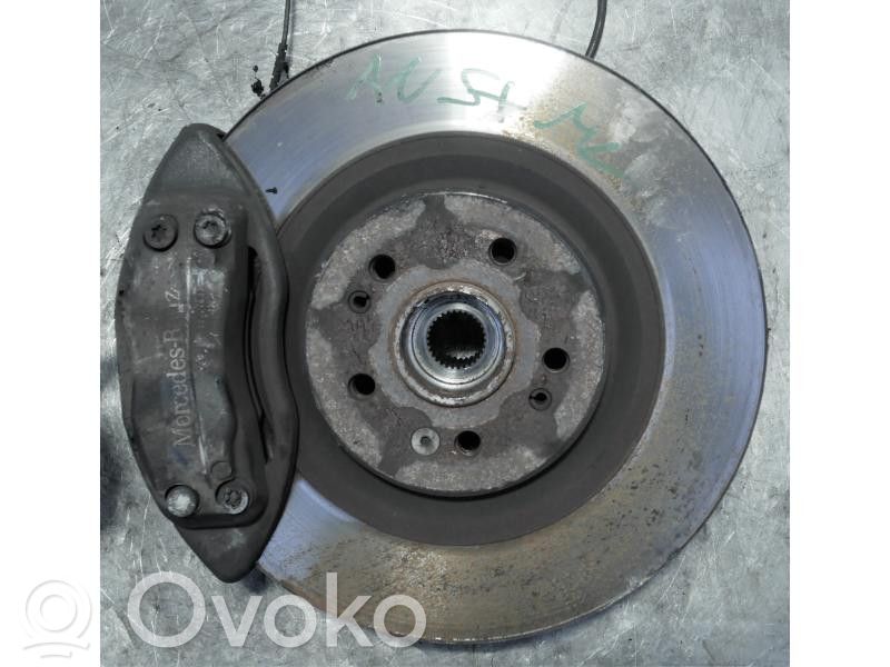 Mercedes-Benz ML W163 Cubo de rueda delantera