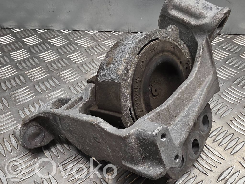 Mazda 6 Engine mount bracket 