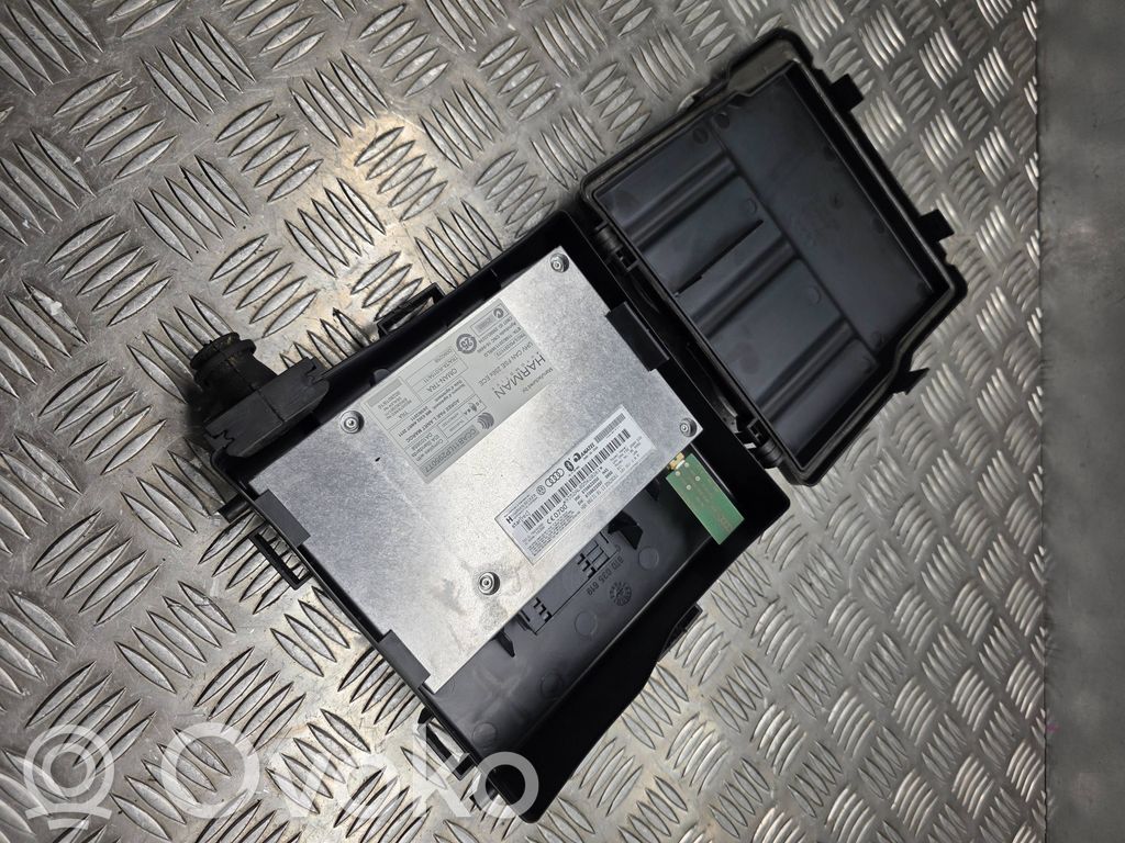 Audi A5 8T 8F Bluetooth control unit module 