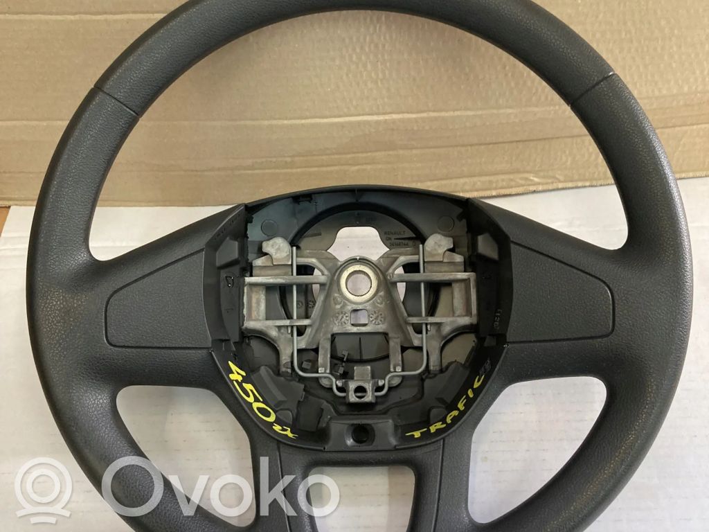 Opel Vivaro Lenkrad 