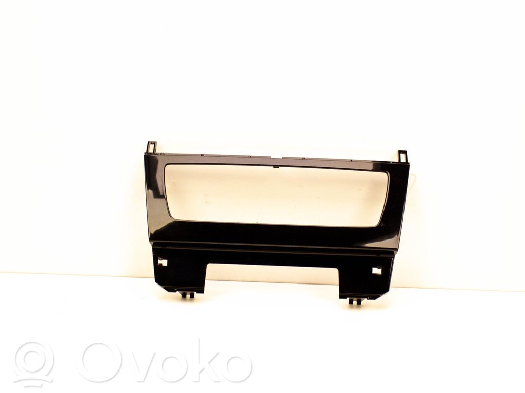 BMW X1 E84 Radio/GPS head unit trim 