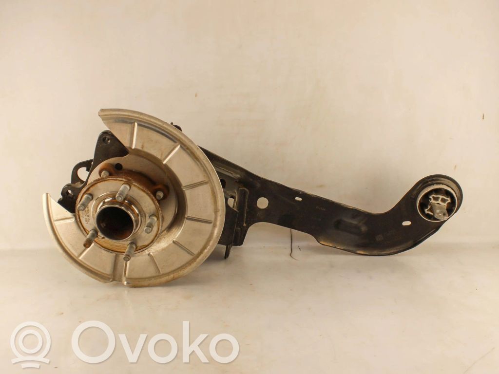 Ford Kuga III Cubo de rueda trasera 