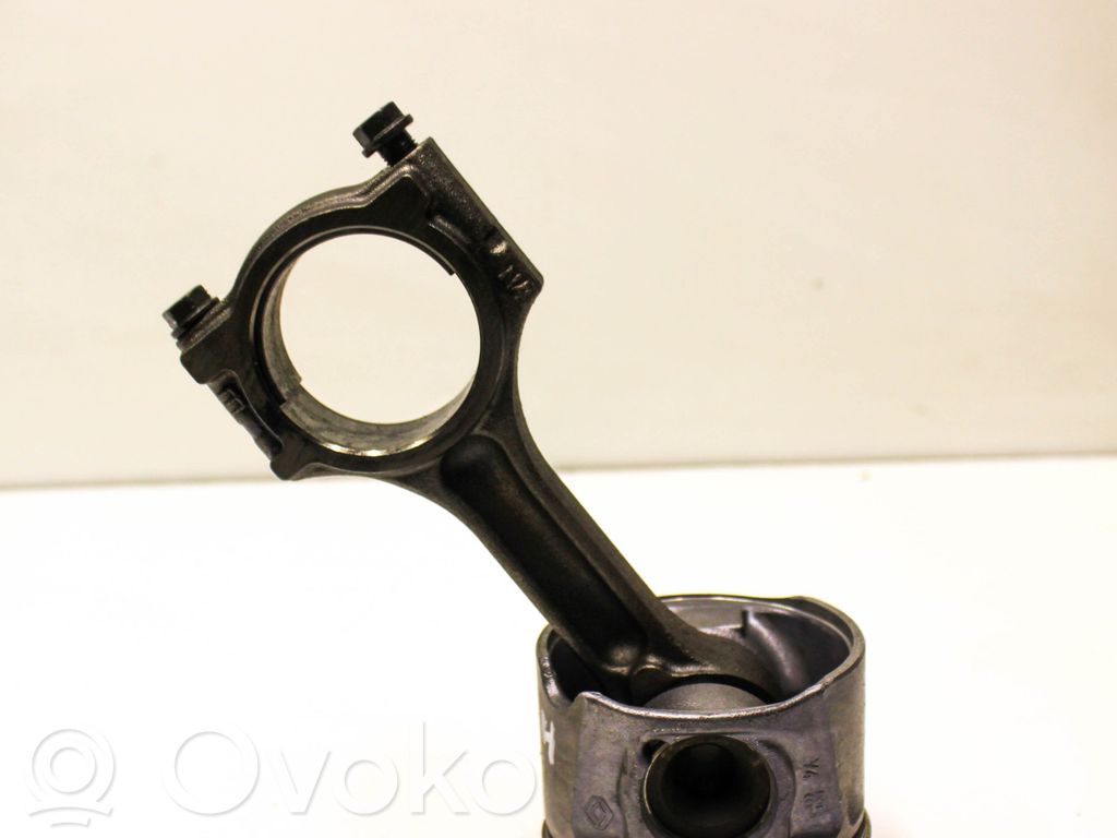 Opel Vivaro Piston 