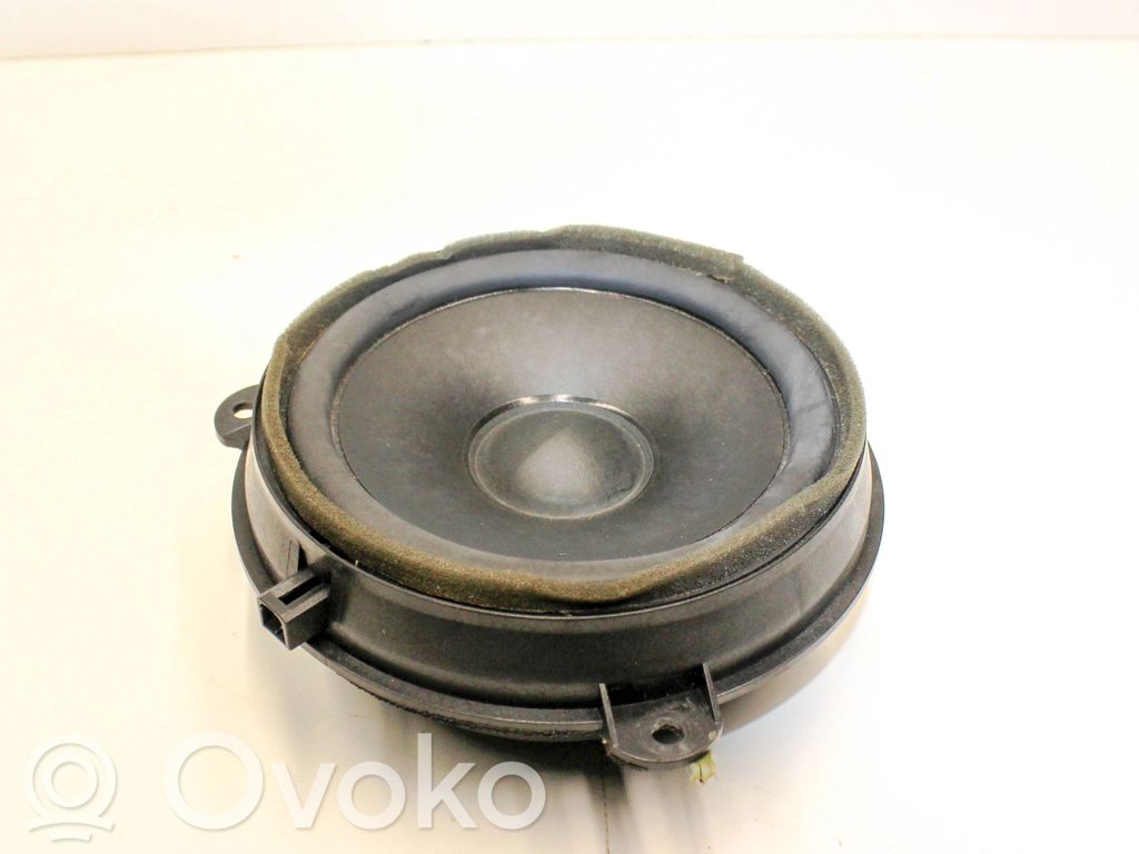 Jaguar XK - XKR Front door speaker 