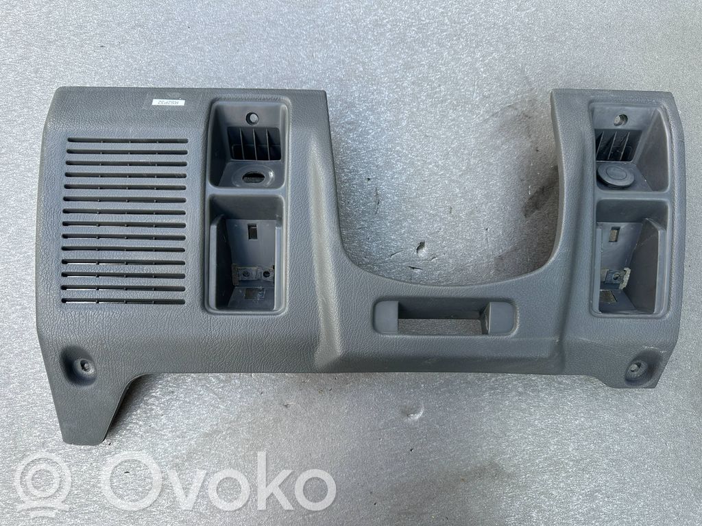 Mitsubishi Pajero Elementy poszycia kolumny kierowniczej 