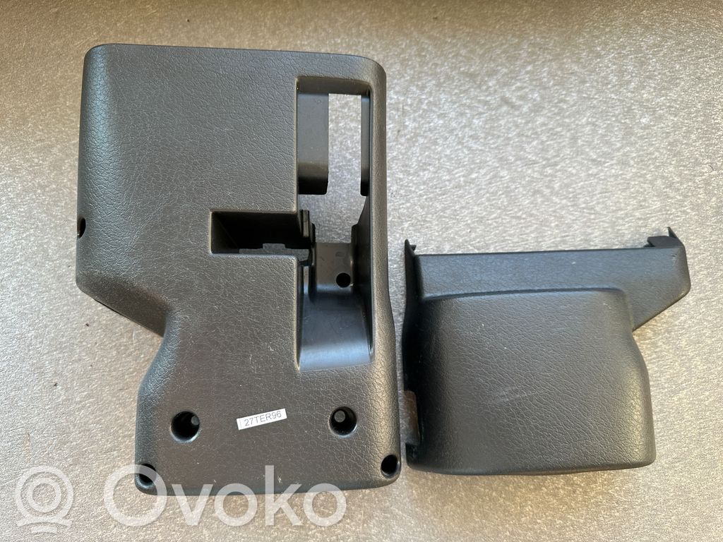Nissan Terrano Element kierownicy 