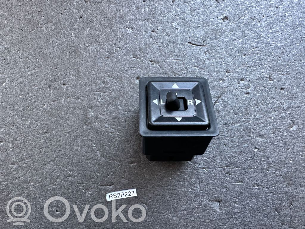 Mitsubishi Pajero Interruptor del espejo lateral 