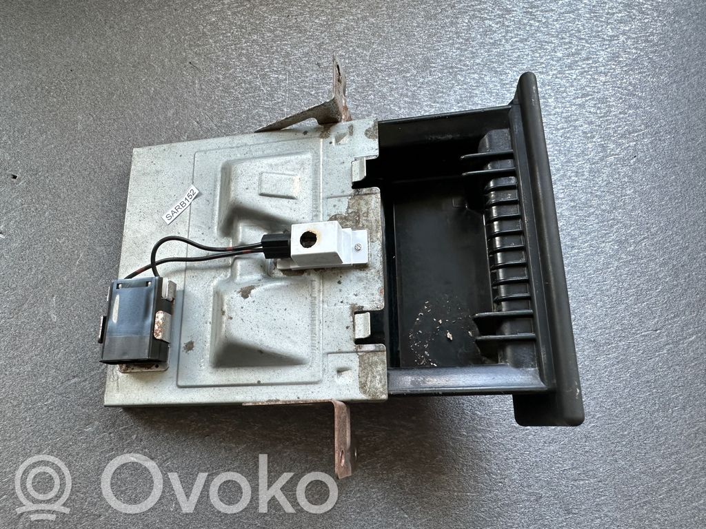 Nissan Patrol Y60 Scrumieră 
