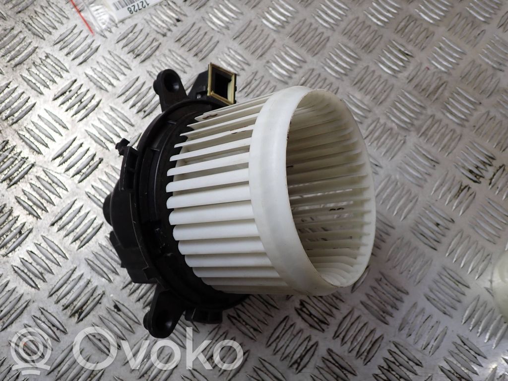 Toyota Proace Mazā radiatora ventilators 