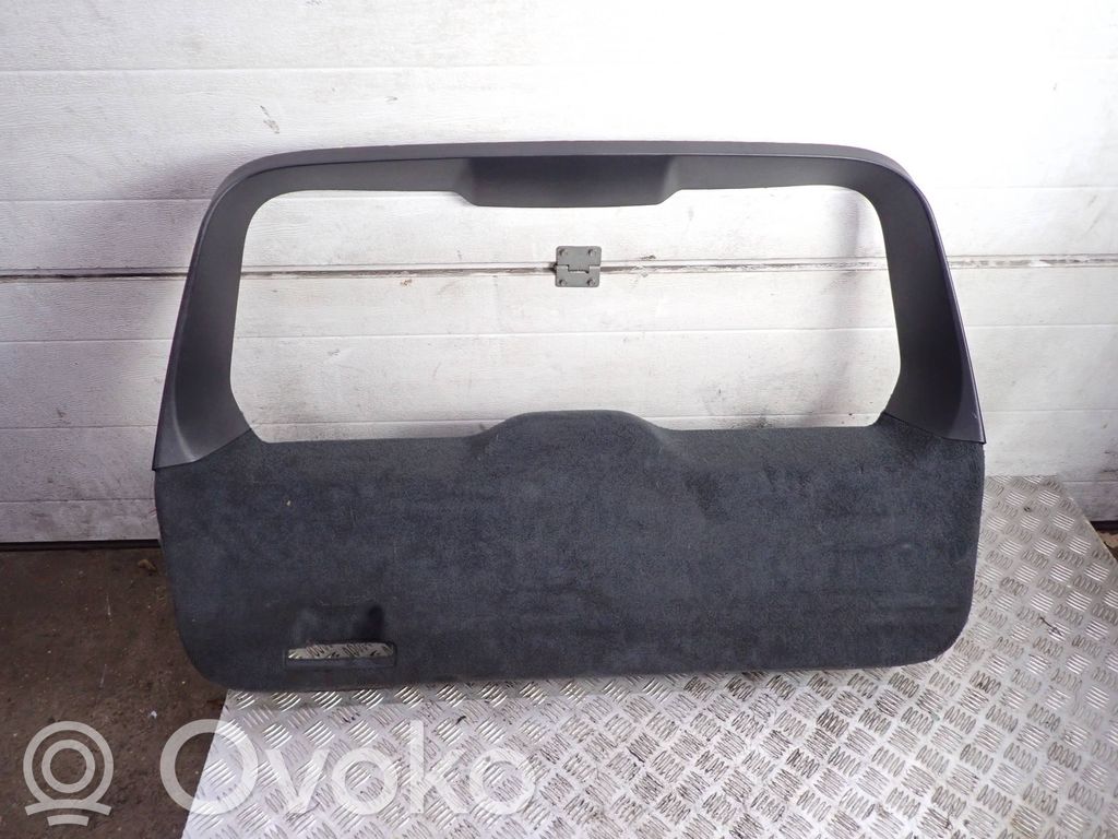 Volvo V70 Poszycie / Tapicerka tylnej klapy bagażnika 