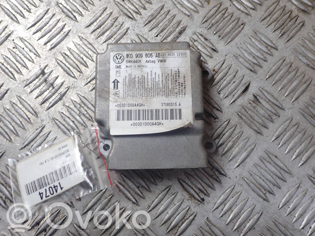 Volkswagen Scirocco Airbag control unit/module 