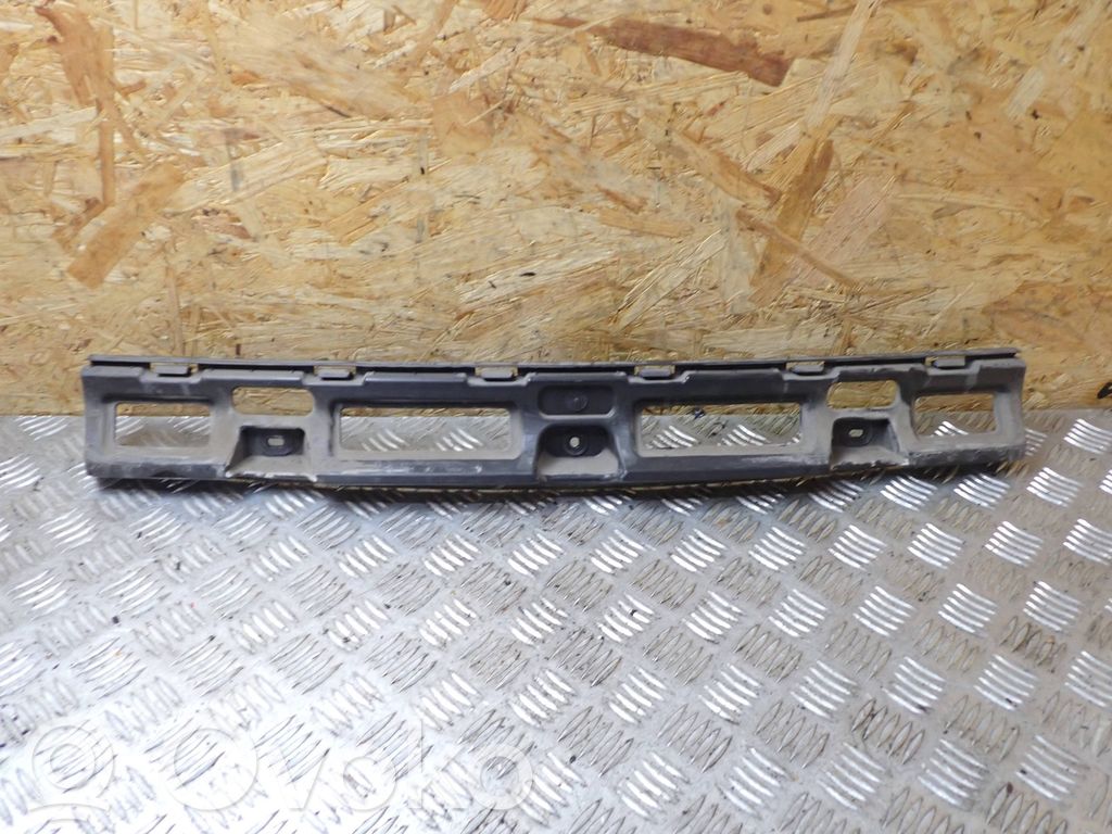 Volkswagen Scirocco Soporte de montaje del parachoques trasero 