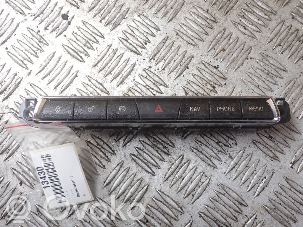 Zestaw przełączników i przycisków   CX2313D734CC,121004A,J6R3A