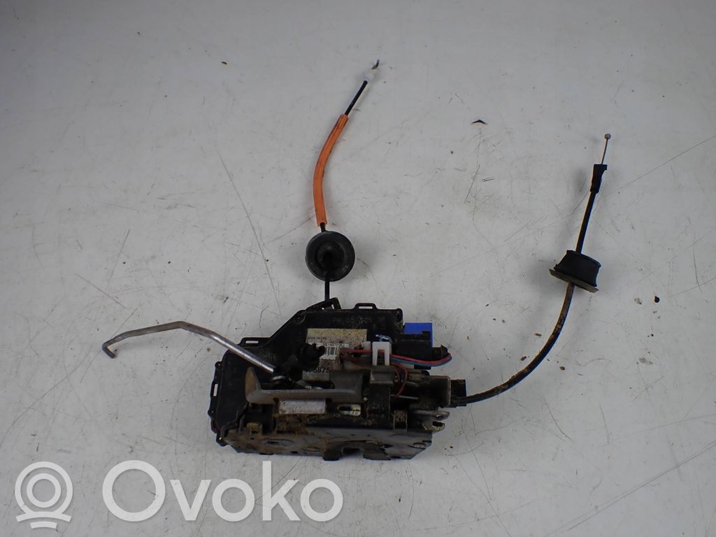 Audi A8 S8 D3 4E Etuoven lukko 