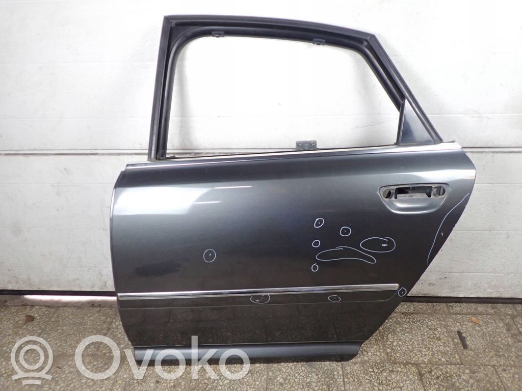 Audi A8 S8 D3 4E Aizmugurējās durvis 
