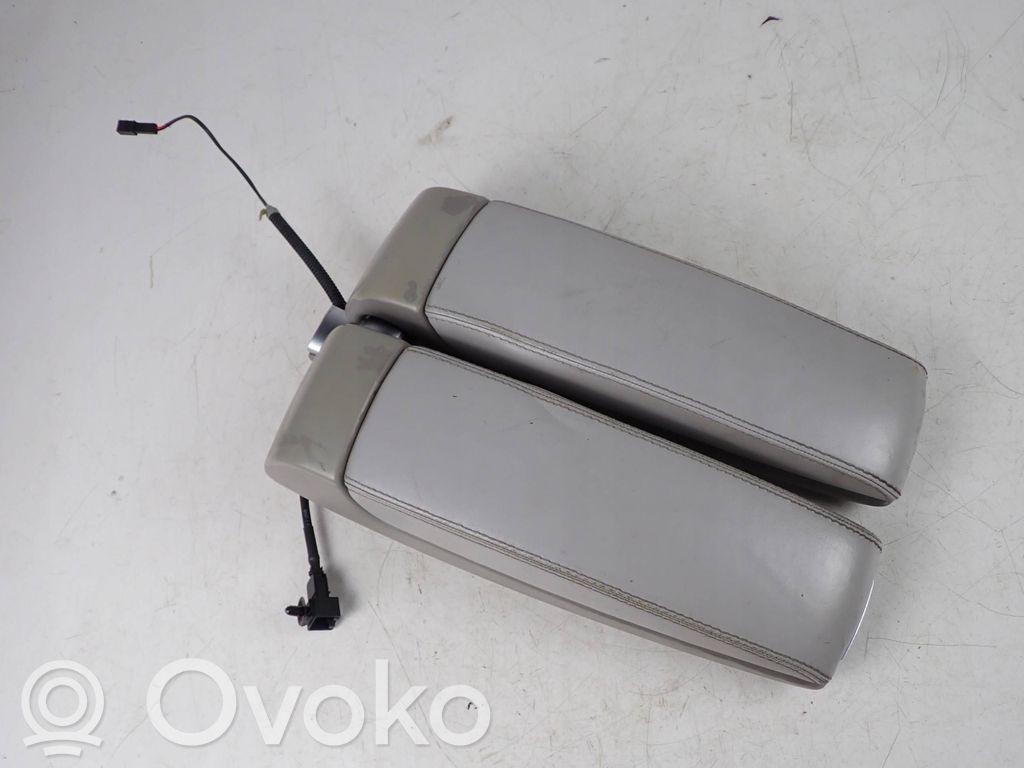 Armlehne   4E0864206AD