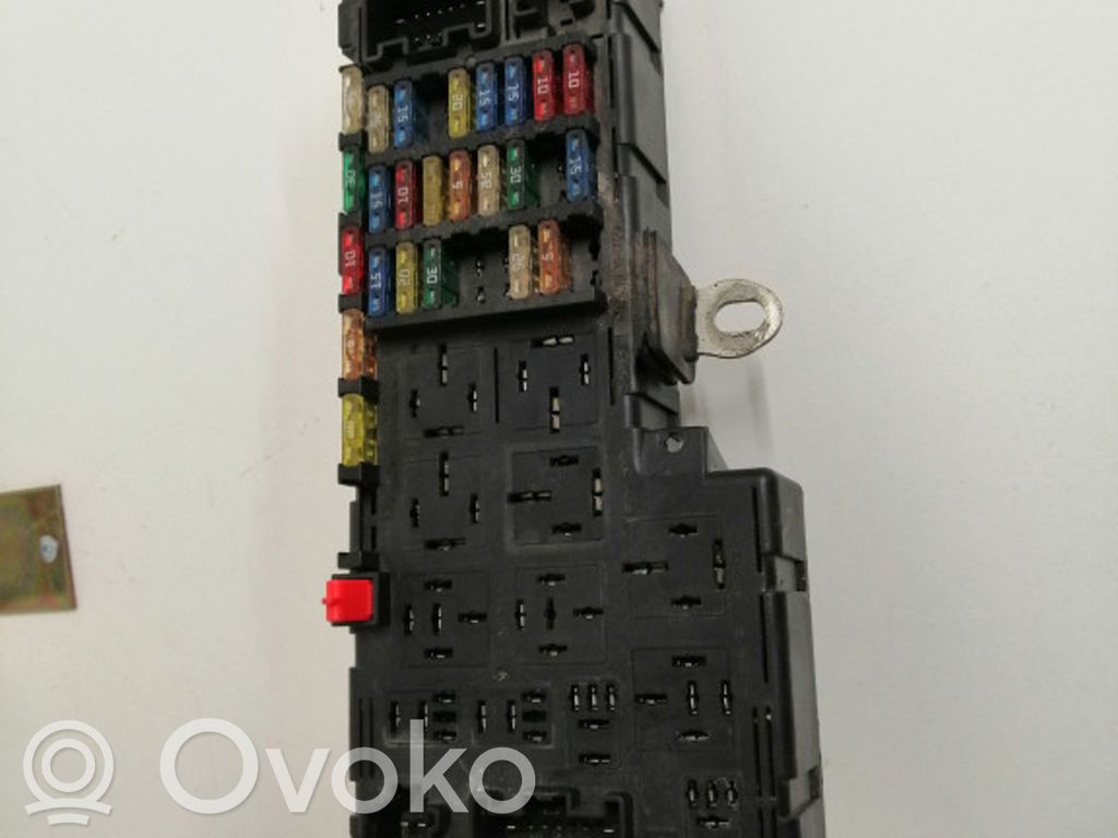 Volvo S80 Fuse module 