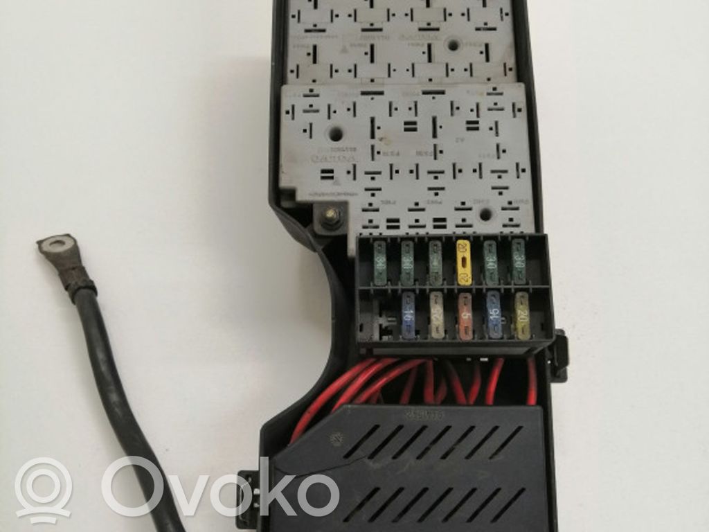 Volvo S80 Fuse module 