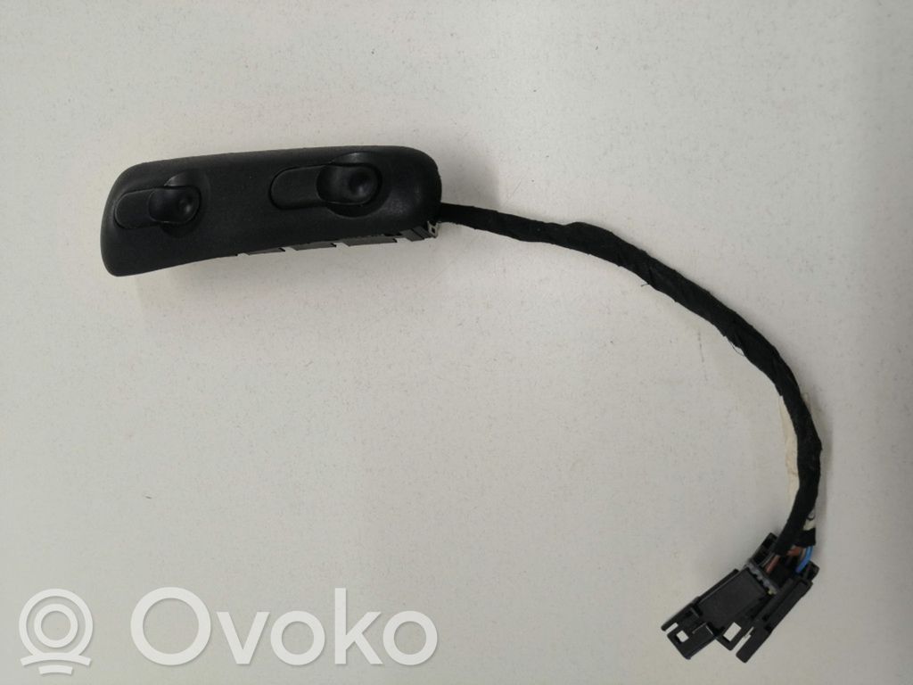 Opel Omega B1 Interruttore di controllo dell’alzacristalli elettrico 