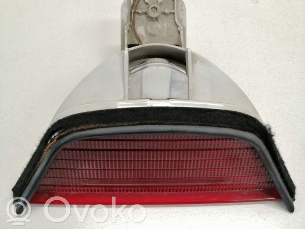 BMW 5 E39 Third/center stoplight 