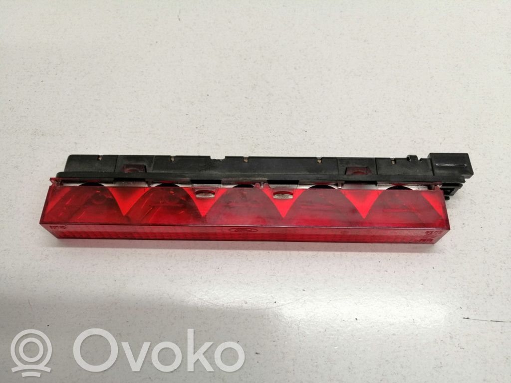 Ford Focus Third/center stoplight 
