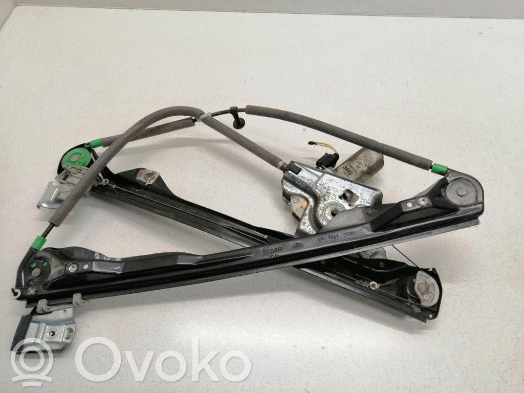 Ford Focus Front door window regulator with motor 