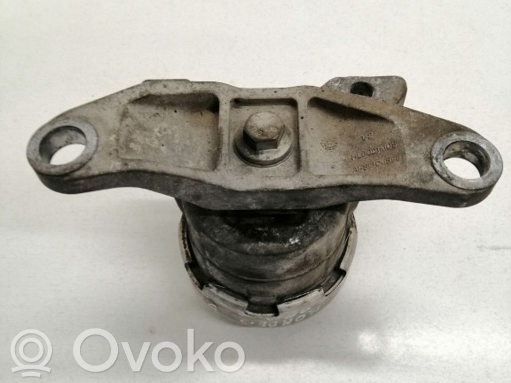 Ford Mondeo MK IV Engine mount bracket 