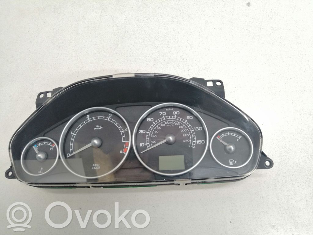 Jaguar X-Type Speedometer (instrument cluster) 