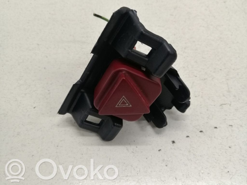 Hazard light switch   96464096KR