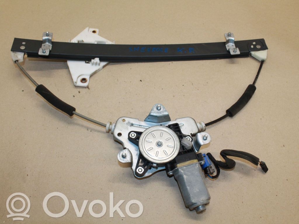 Chevrolet Captiva Elektryczny podnośnik szyby drzwi przednich 