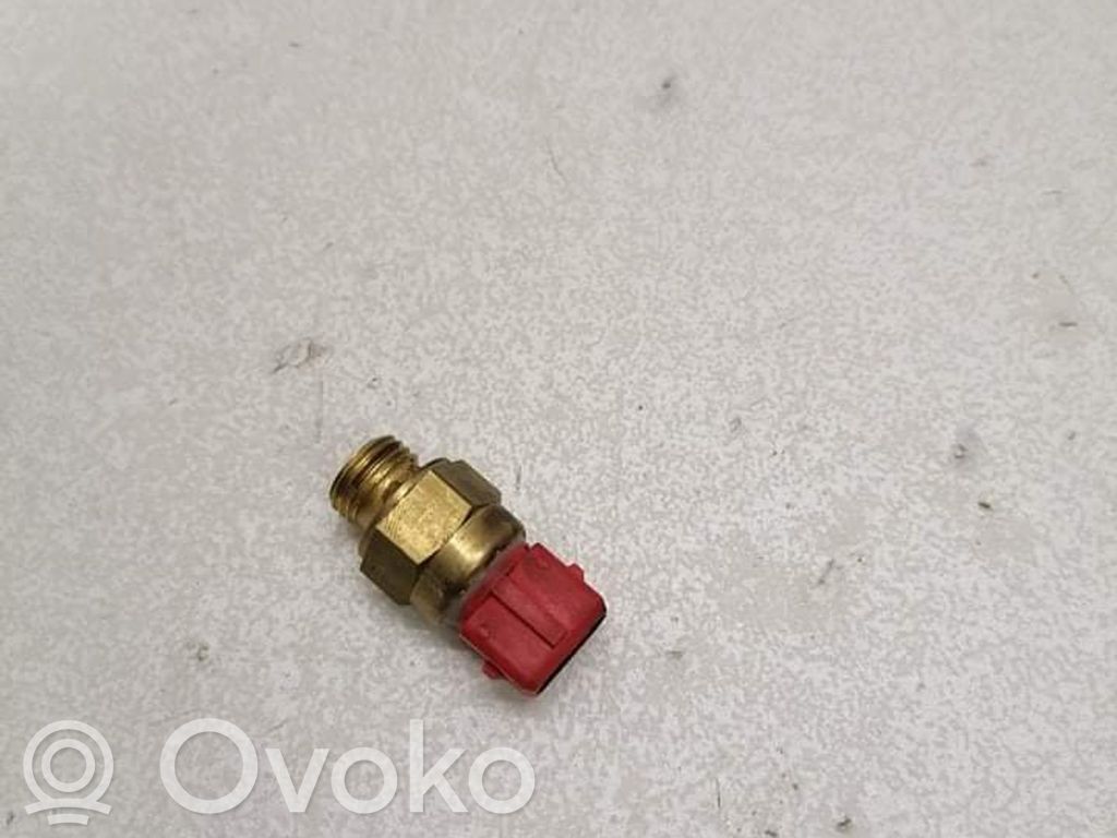 BMW 5 E39 Kühlmitteltemperatur Sensor Fühler Geber 