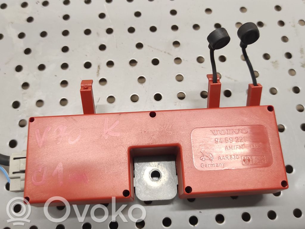 Volvo V70 Antenos stiprintuvas 