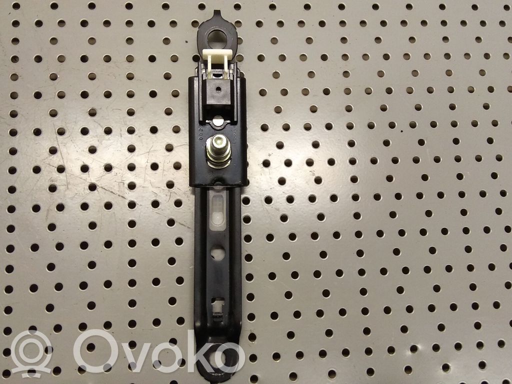 Toyota RAV 4 (XA30) Kita salono detalė 