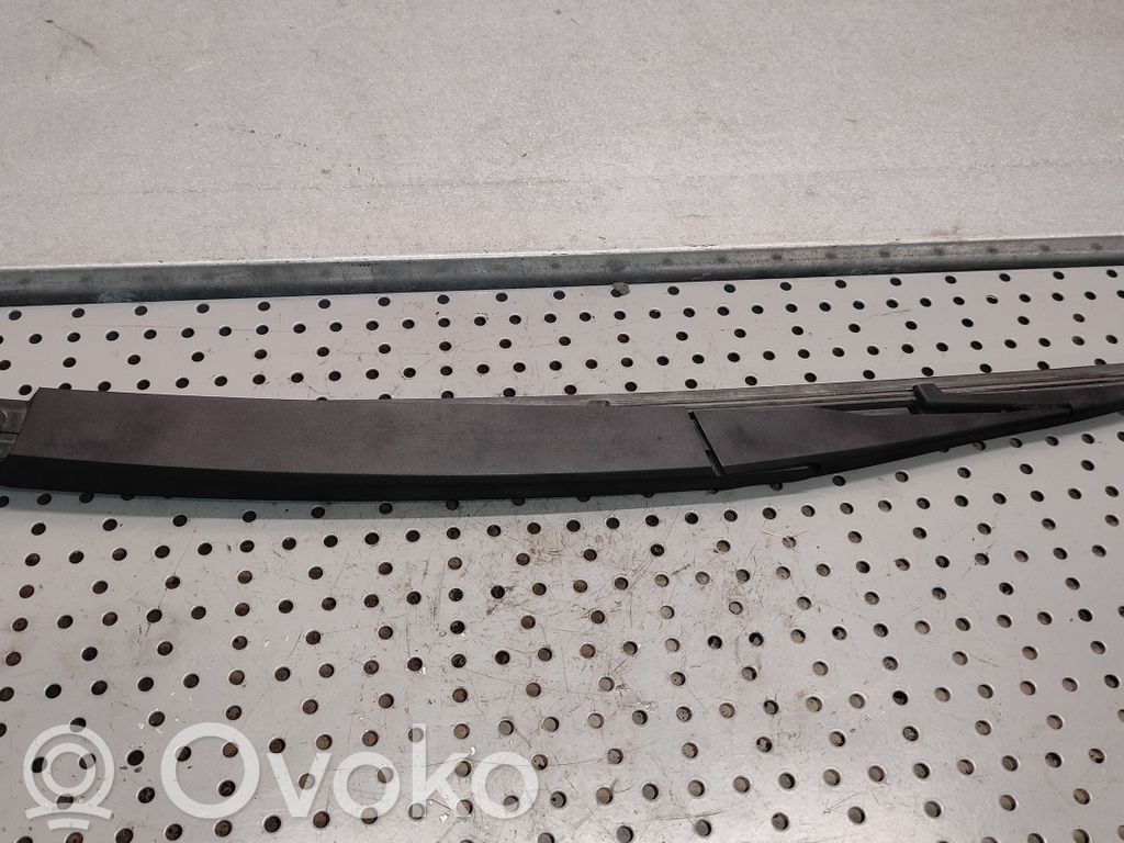 Opel Vectra C Ramię wycieraczki szyby tylnej 