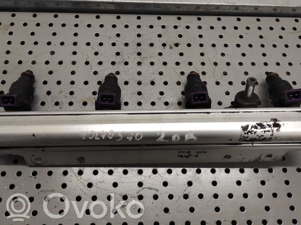 Volvo S40, V40 Магистральная трубка топлива 