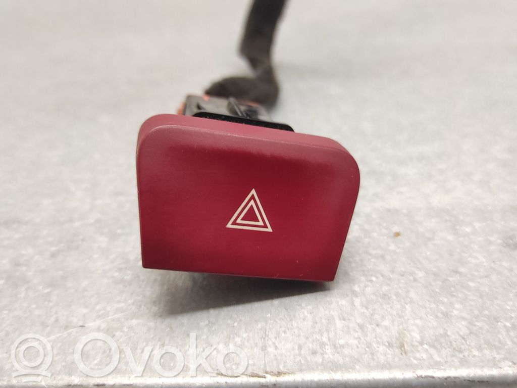 Citroen C4 I Picasso Hazard light switch 