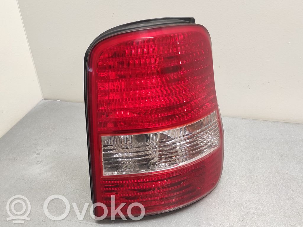 KIA Carnival Rear/tail lights 