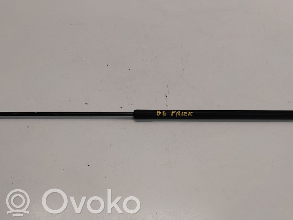 Volkswagen PASSAT B6 Siłownik maski przedniej 