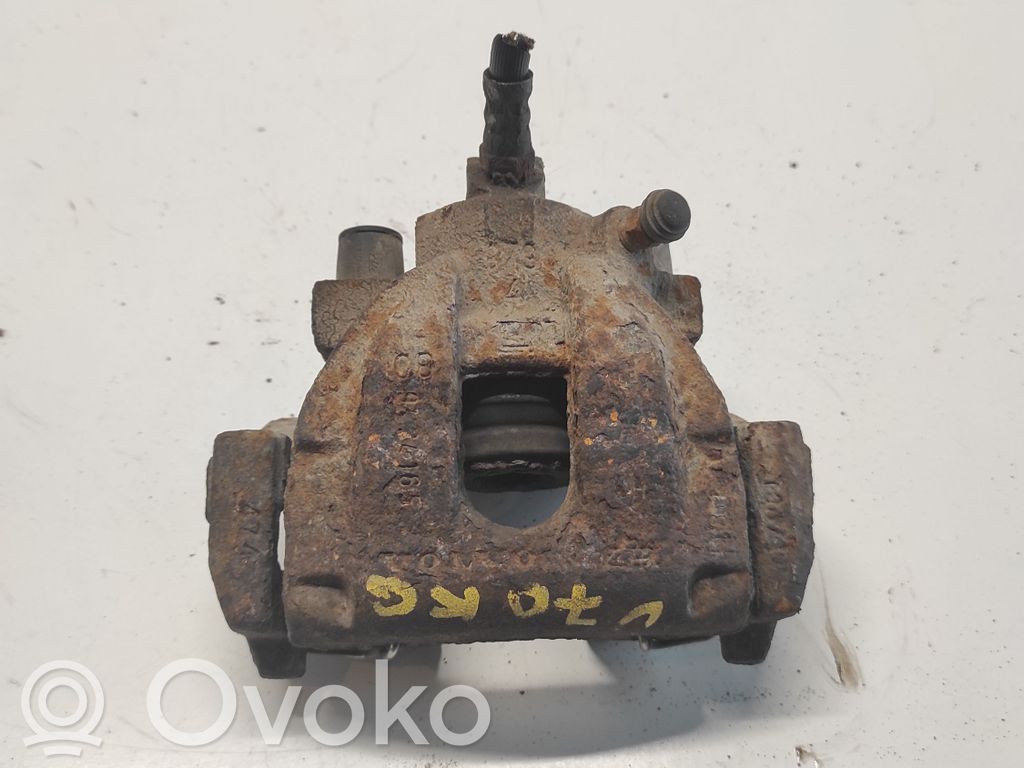 Volvo V70 Передний суппорт 